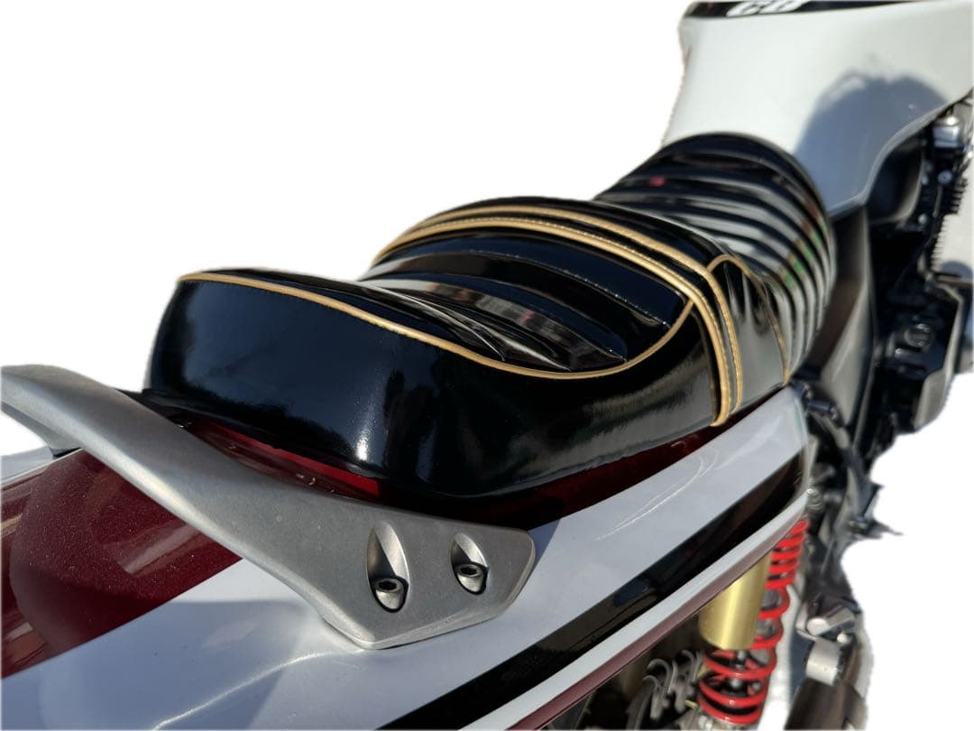 cb400sf タックロールシート　nc39 nc42 即日発送　エナメル