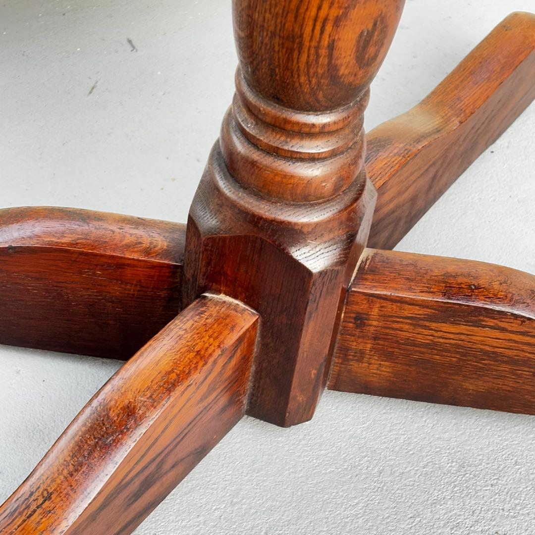 昭和レトロ　喫茶店にあった頑丈なテーブル　ビンテージ