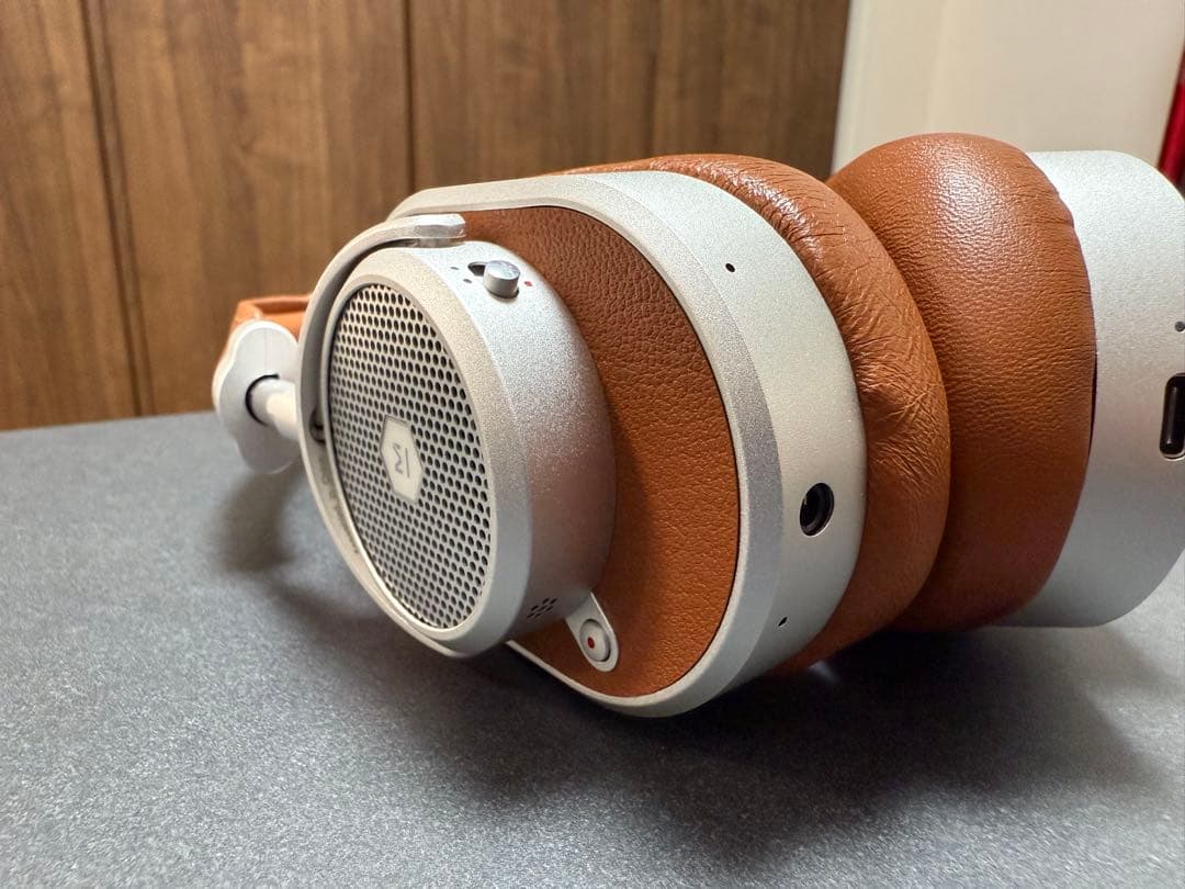 ▲master & dynamic MW65▲ワイヤレスヘッドフォン