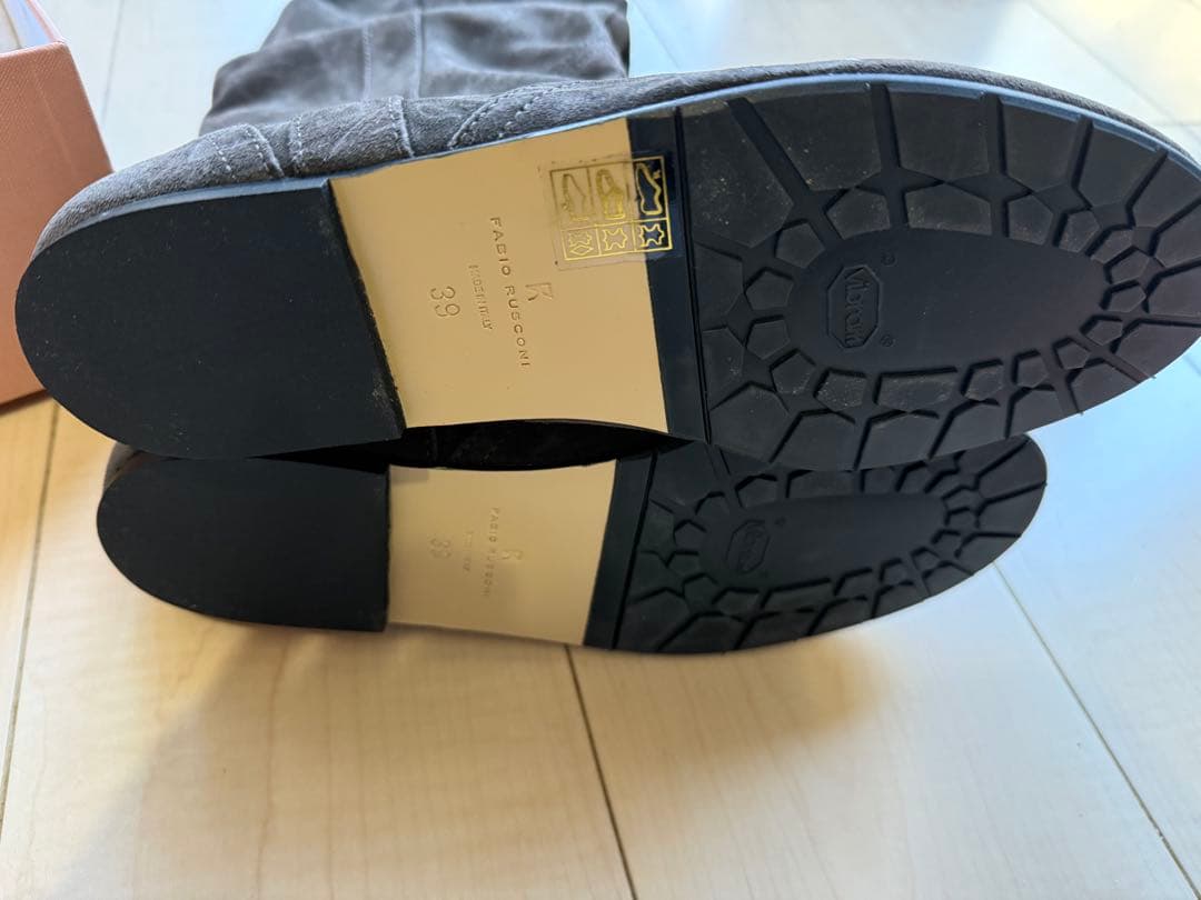お値下げ　新品　希少　FABIO RUSCONI グレー ロングブーツ 39