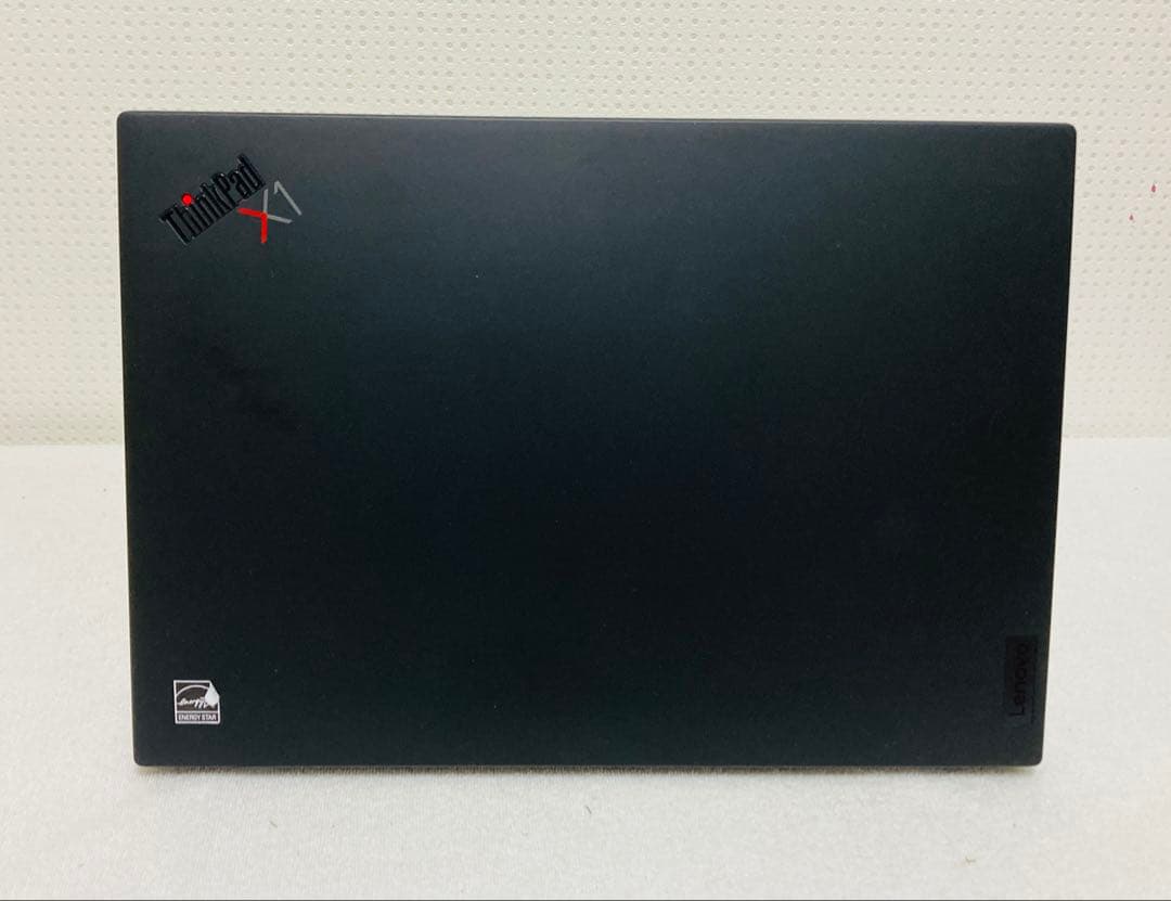 ThinkPad X1 Carbon Gen9/メモリ16GB/SSD512GB