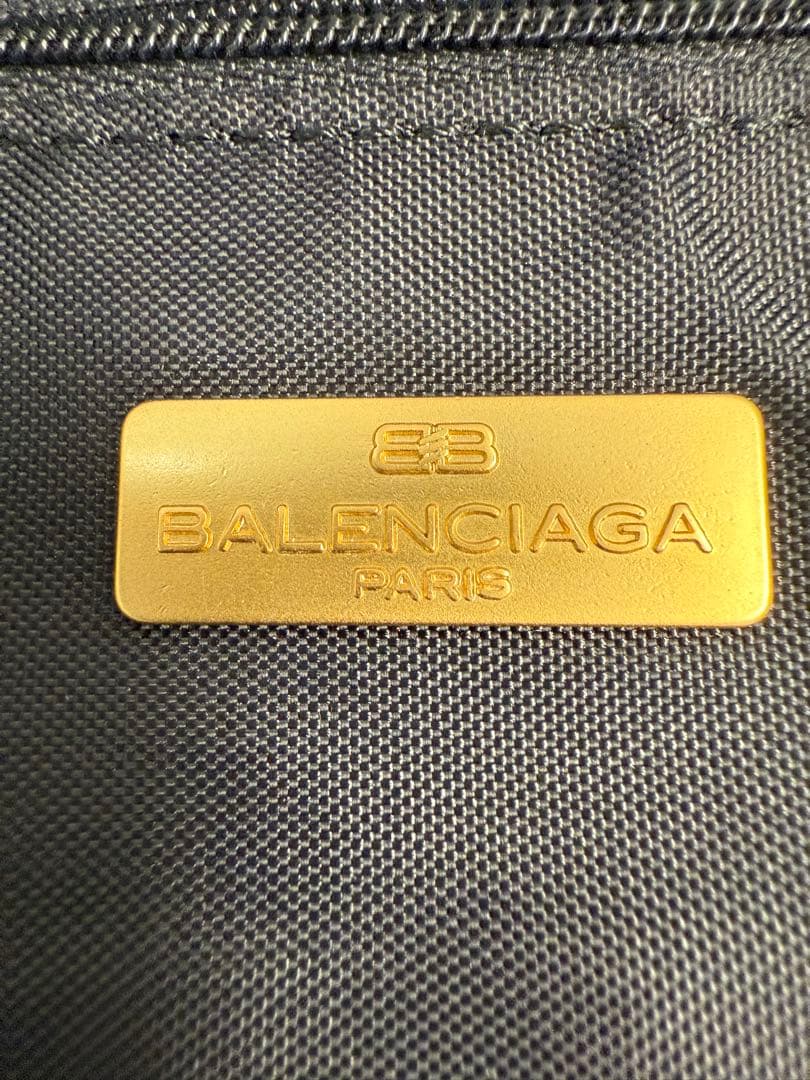 BALENCIAGAボストンバック