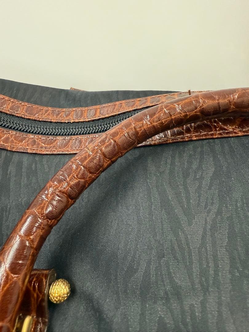 BALENCIAGAボストンバック