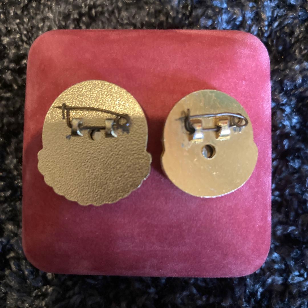 金日成　北朝鮮 バッジ 実物　朝鮮 アンティーク　2セット