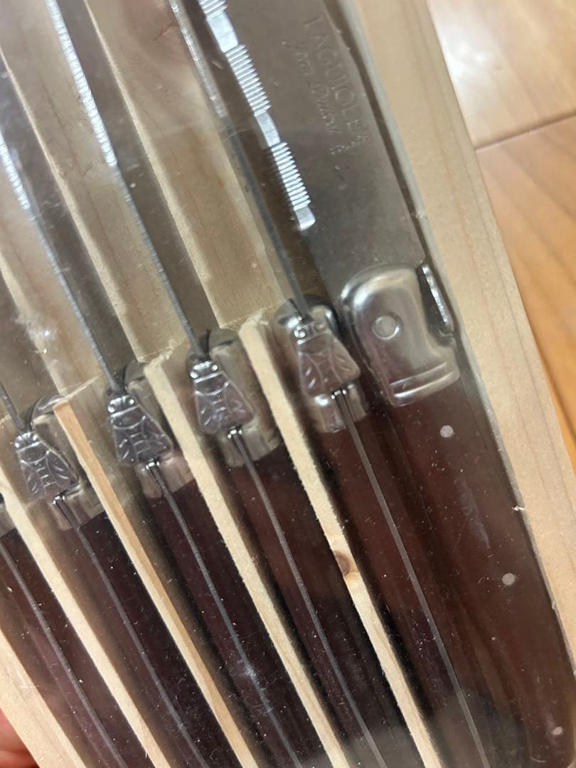 新品未使用ラギオールLaguiole テーブルナイフ 6本セット　ダークブラウン