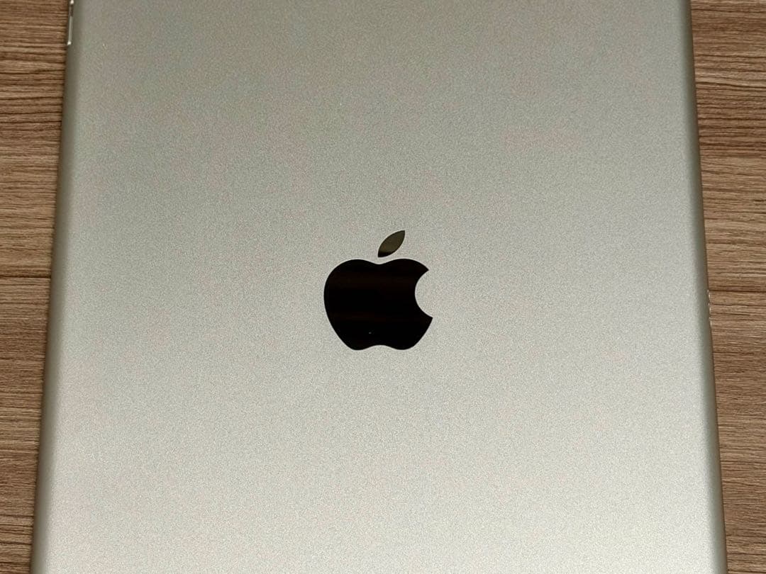 【美品】Apple iPad 第9世代 Wi-Fi 64GB シルバー