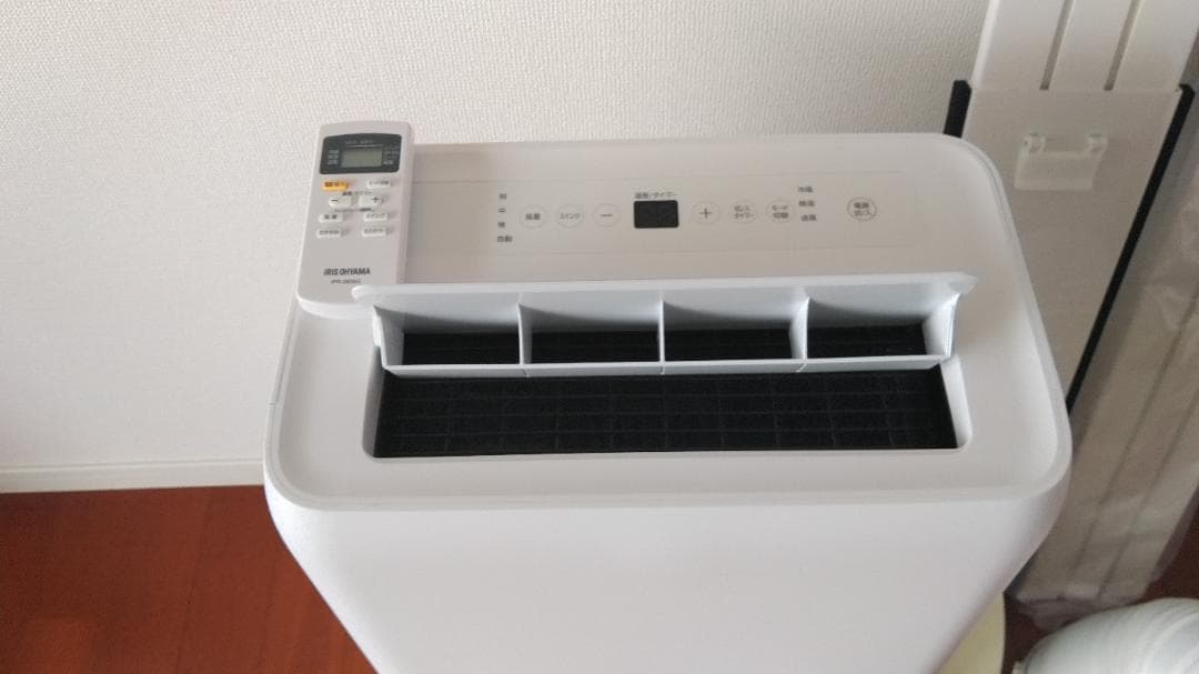 ポータブルエアコン本体 ホワイト リモコン付き・ダクト一式・説明書付き