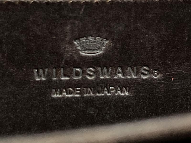 希少 ワイルドスワンズ ブリスターL サドルプルアップ 旧王冠ロゴ ウォレット