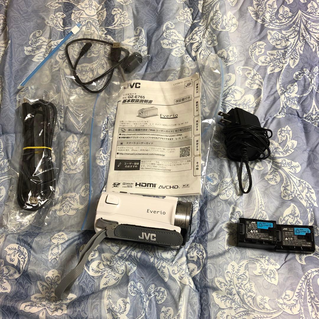 ビデオカメラ JVC Everio GZ-E765-W