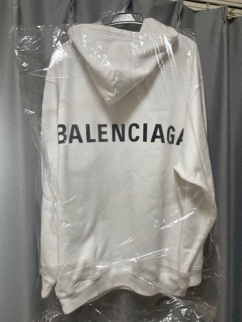 バレンシアガパーカー　s