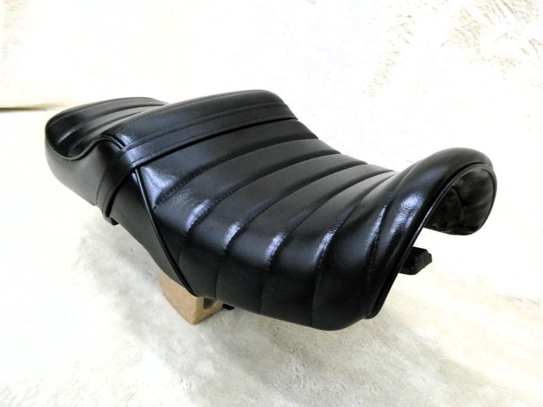 タックロールシート　黒皮　ＮＣ３１/② CB400SF前期 あんこ抜き