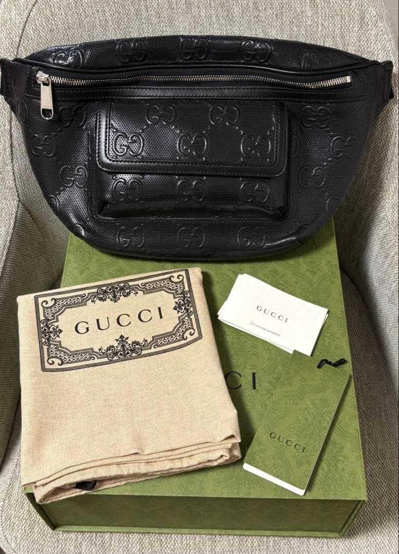 【期間限定大幅値下げ】GUCCI ボディバッグ ブラック レザー 645093