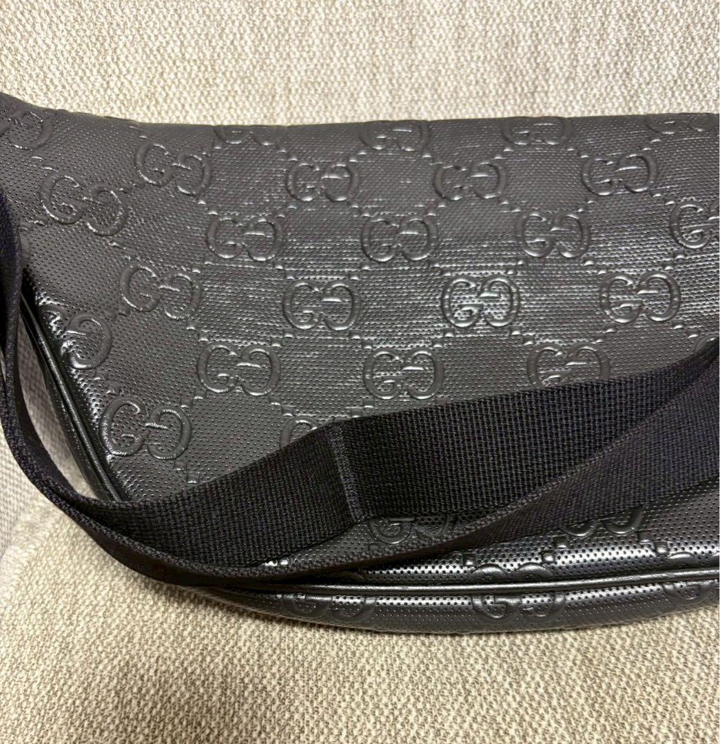 【期間限定大幅値下げ】GUCCI ボディバッグ ブラック レザー 645093
