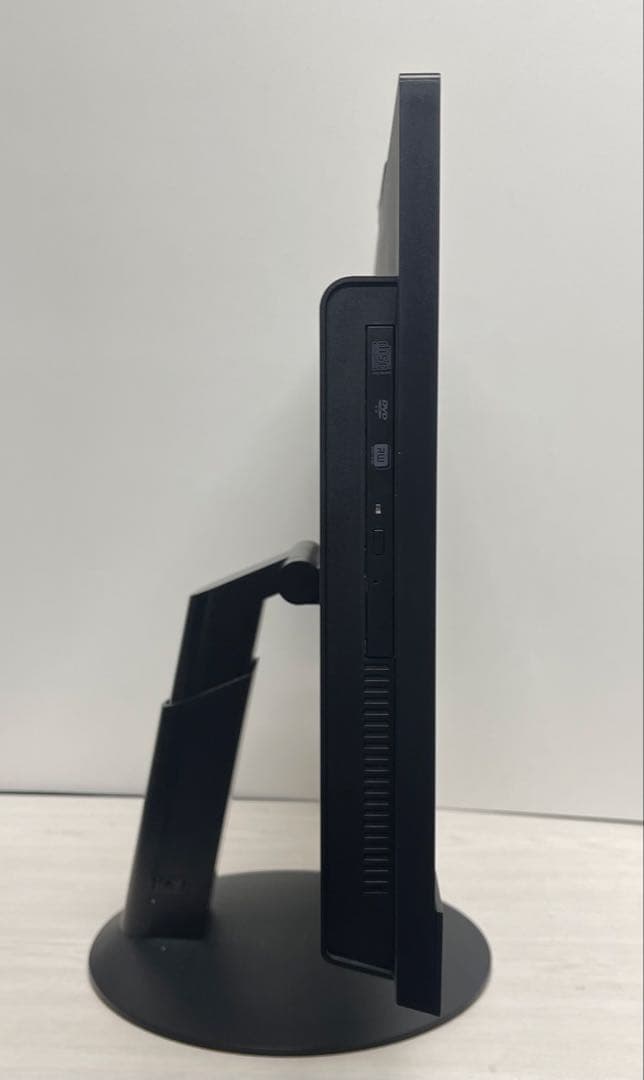 レノボ ThinkCentre M920z i7-8700 16GB 512GB