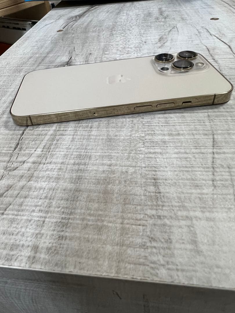 iPhone13pro 512GB ゴールド極美品SIMフリーバッテリー100%