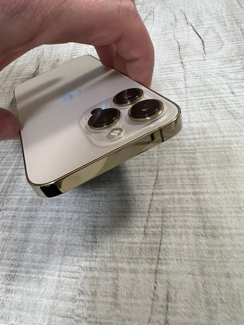 iPhone13pro 512GB ゴールド極美品SIMフリーバッテリー100%