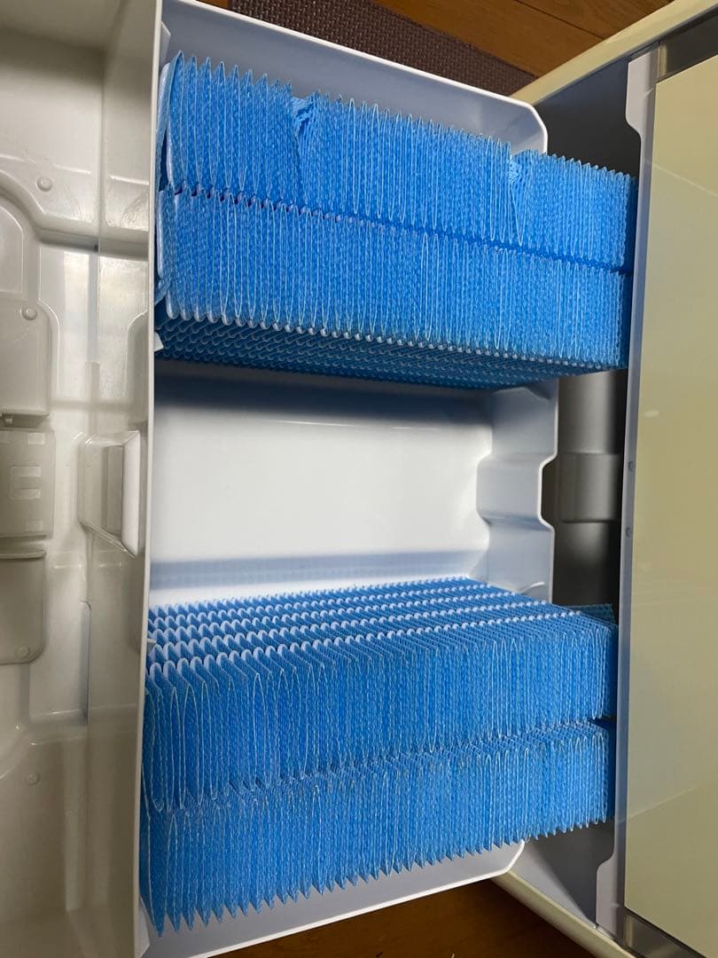 ダイニチハイブリッド（温風気化＋気化）式加湿器DAINICHI HD-152-W