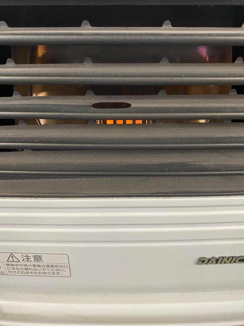 ダイニチ　ブルーヒーター　石油ファンヒーター