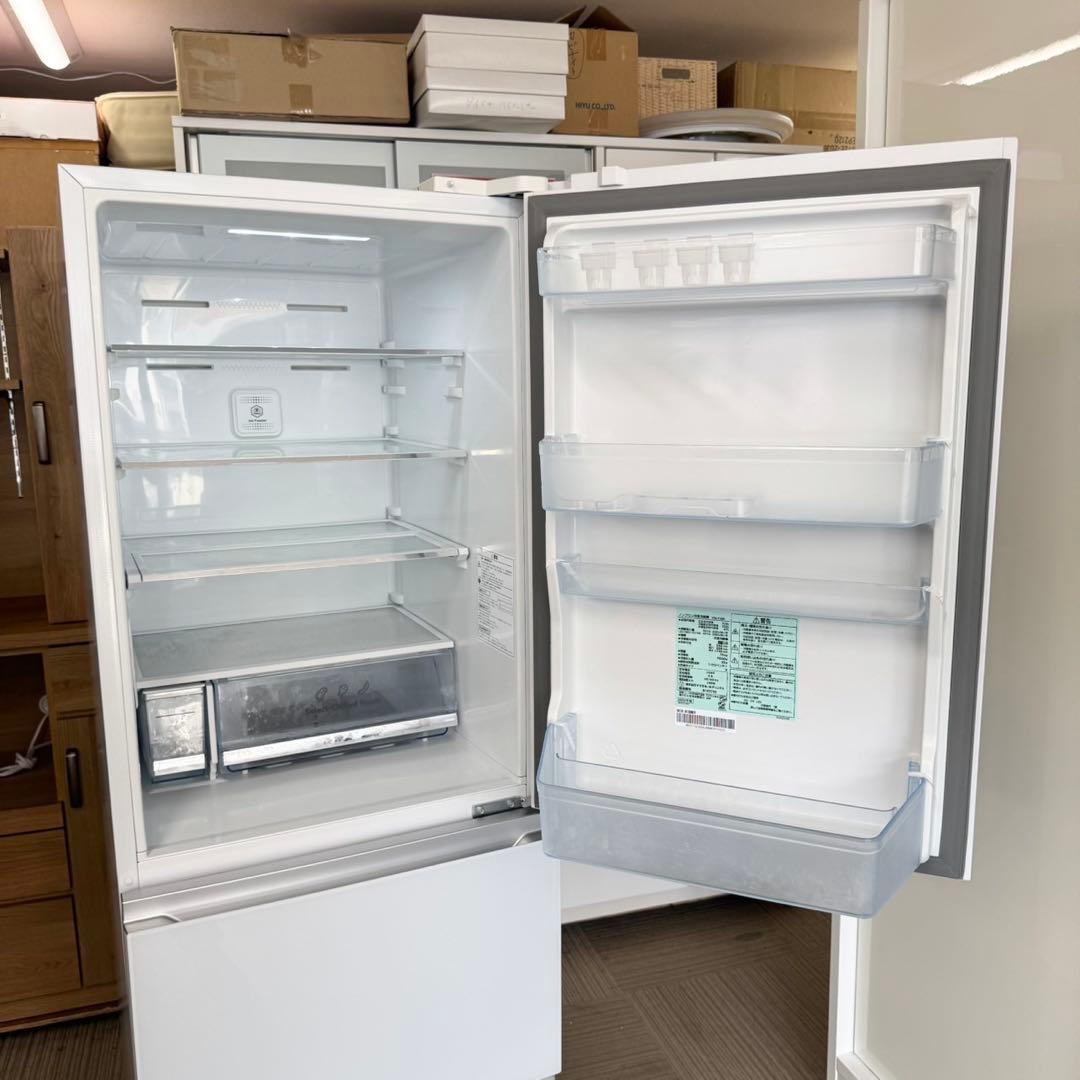 ヤマダ電機 2023年製 319L冷蔵庫 自動製氷 高級ガラスドア