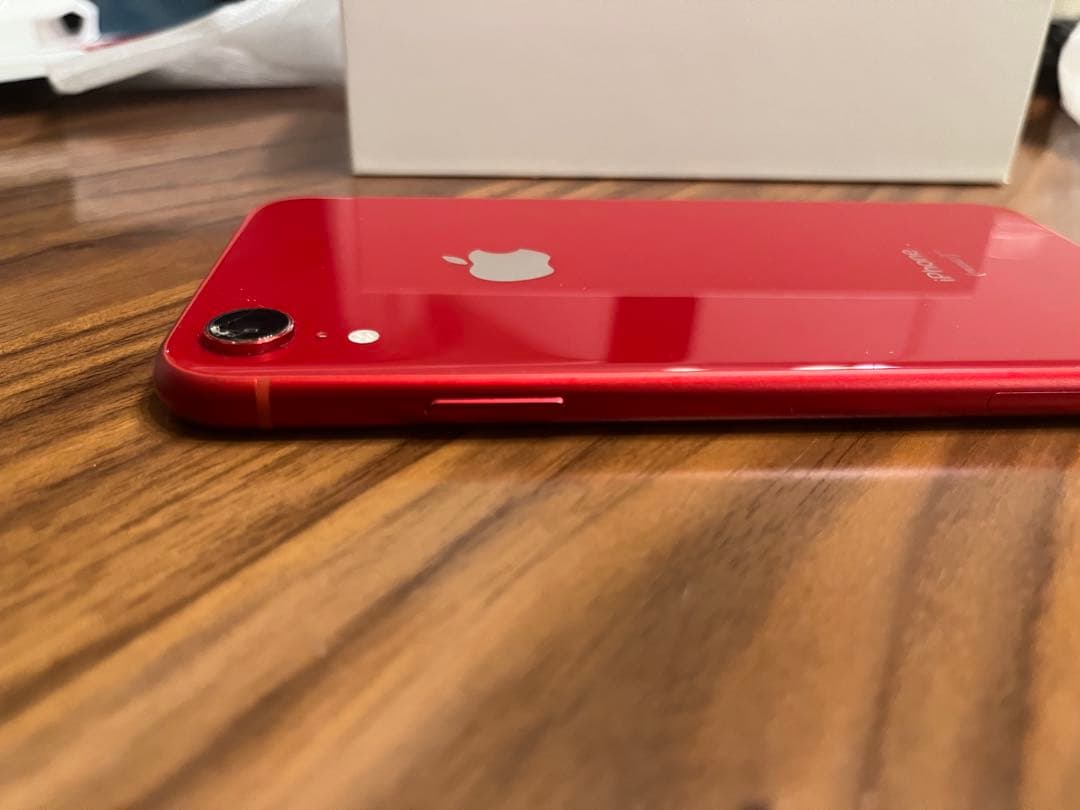 iPhone XR 64GB カメラひび割れ有りSIMフリー　レッド