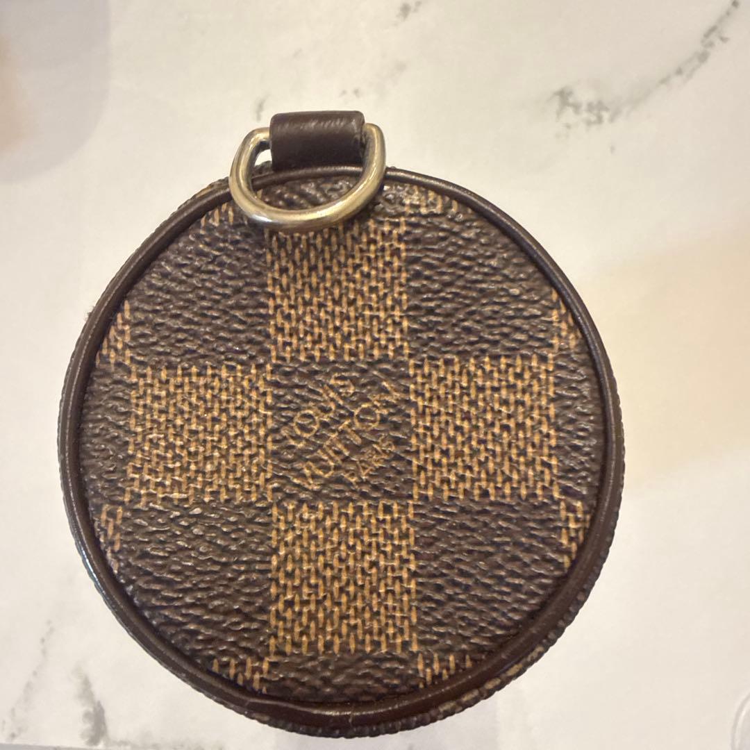 LOUIS VUITTONダミエ　パピヨンポーチ