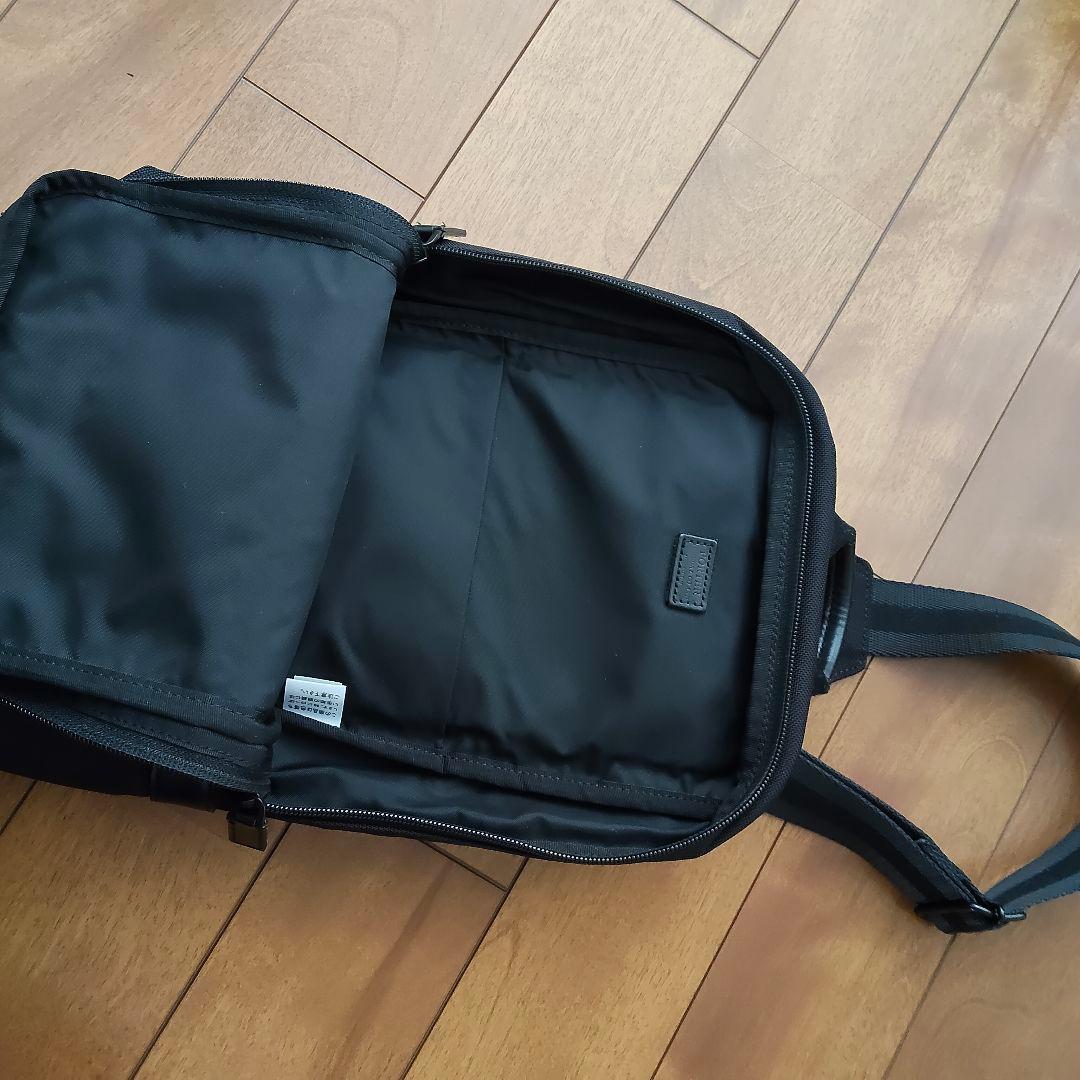 【匿名配送】ポーター ワンショルダーバック　ボンド BOND