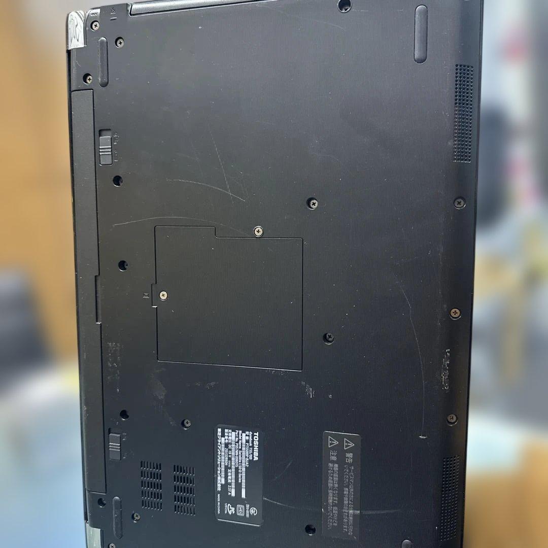 19. 東芝15.6型Windows11ノートパソコン