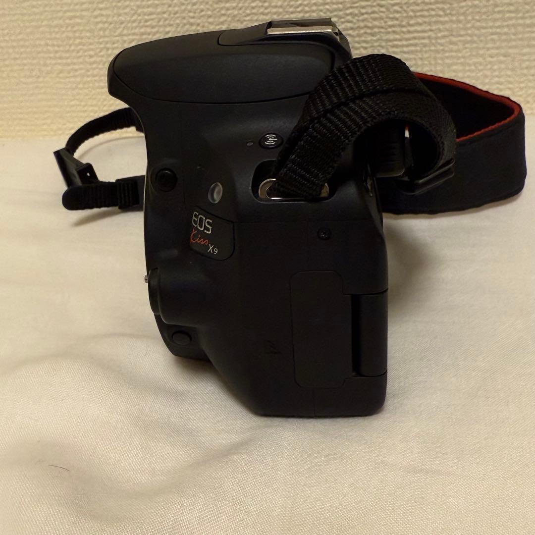 EOS Kiss x9 + レンズ3本セット