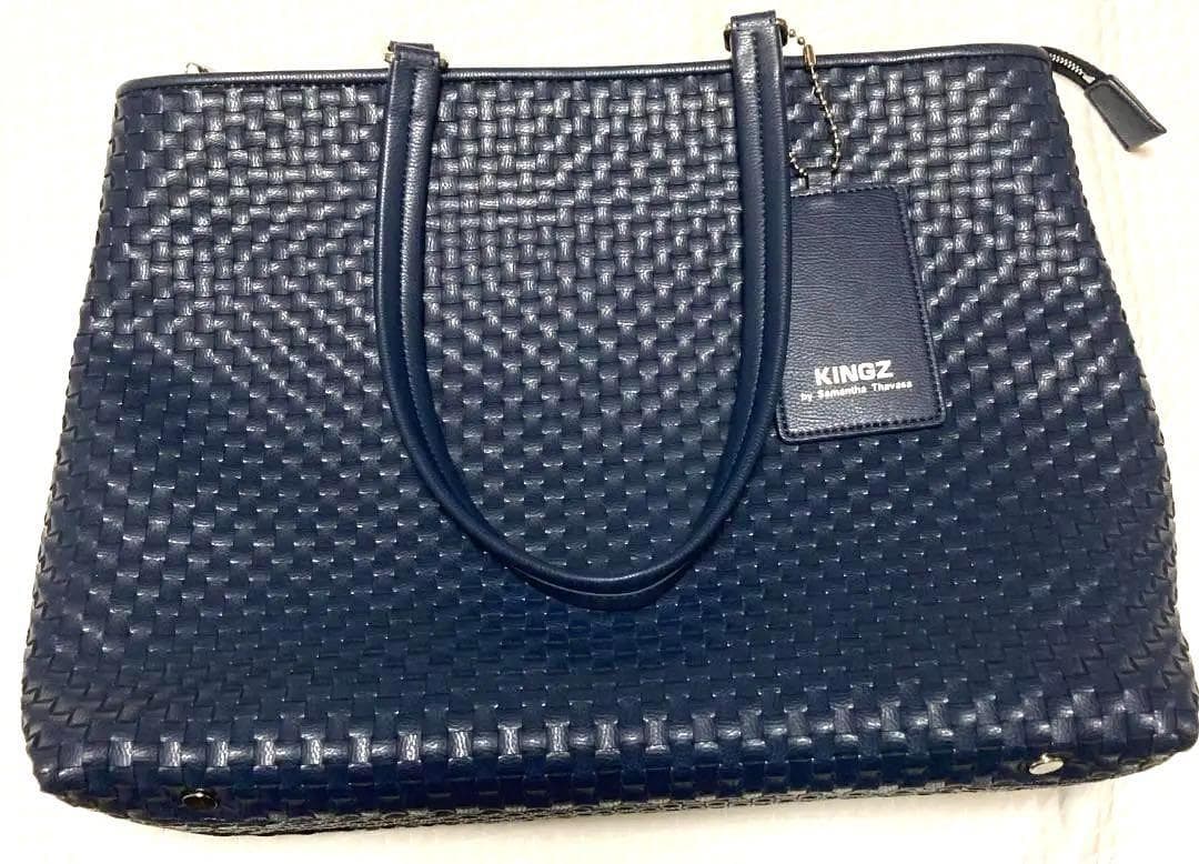 KINGZ by Samantha Thavasa　クルーナー横型トート　紺