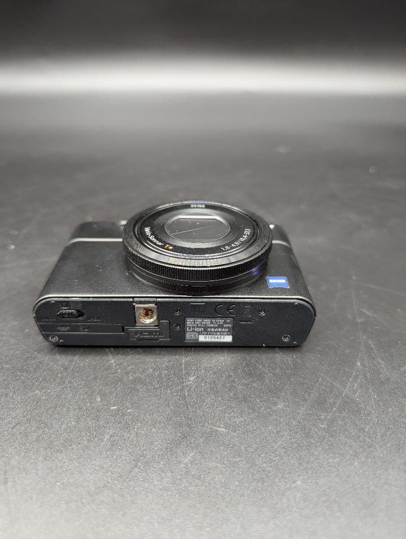 Sony Cyber-shot DSC-RX100 コンパクトデジタルカメラ後期
