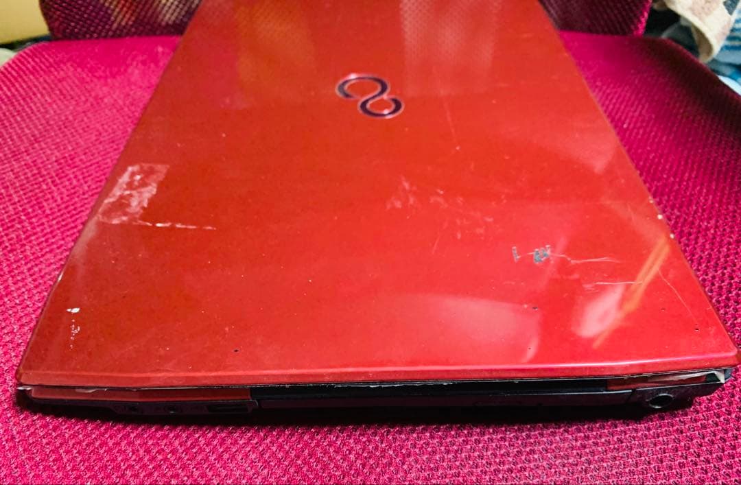 LIFEBOOK AH53/R（ルビーレッド）