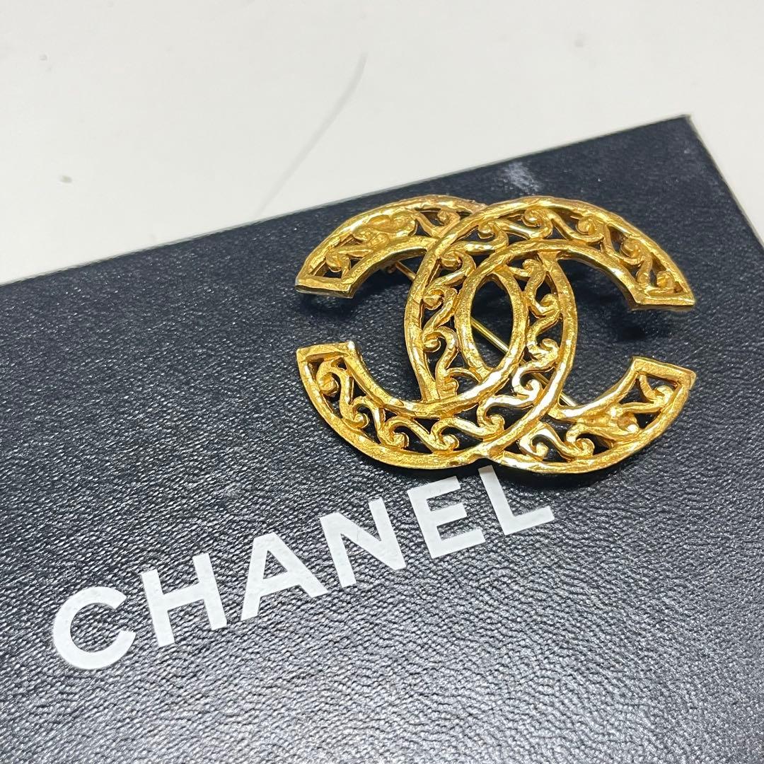 L*e様 CHANEL ヴィンテージ　ゴールド ココマーク　ブローチ