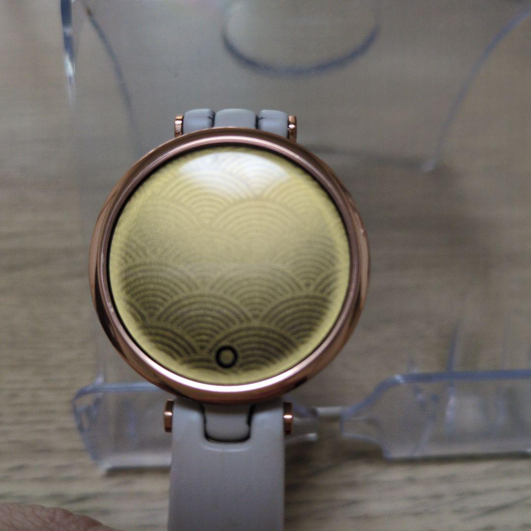 値下げ!!GARMIN デジタル腕時計 ホワイト　中古品