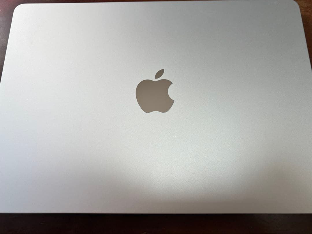 MacBook Air M3 16GB 1TB 13インチ