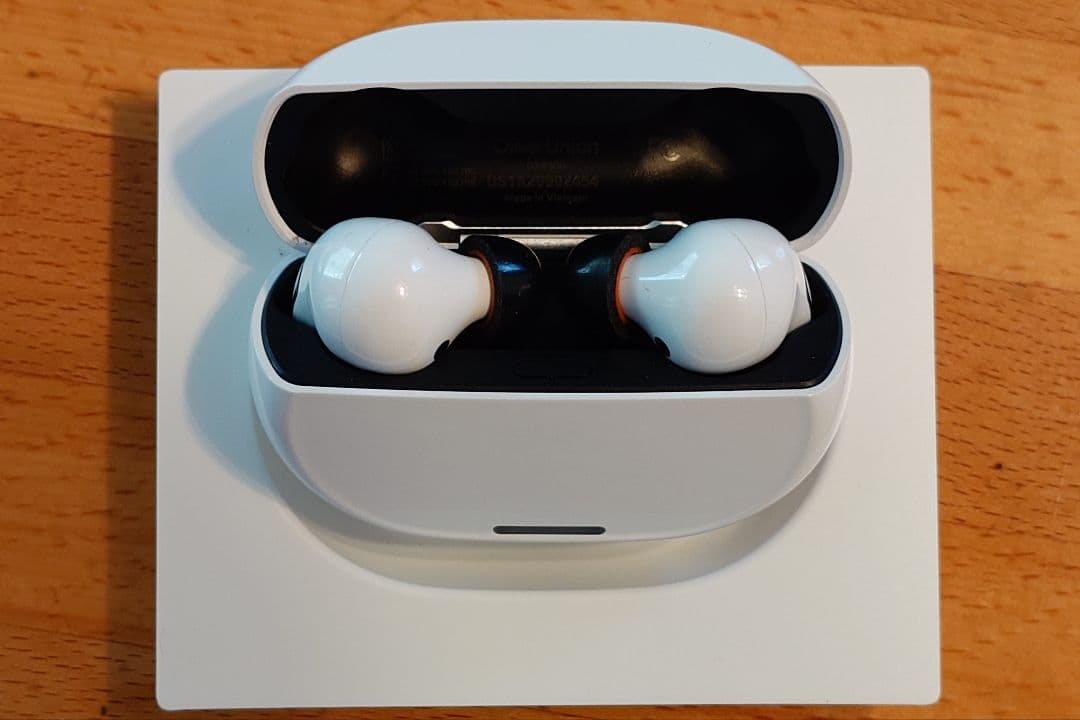 値下げしました Olive smartEar plus(集音器)