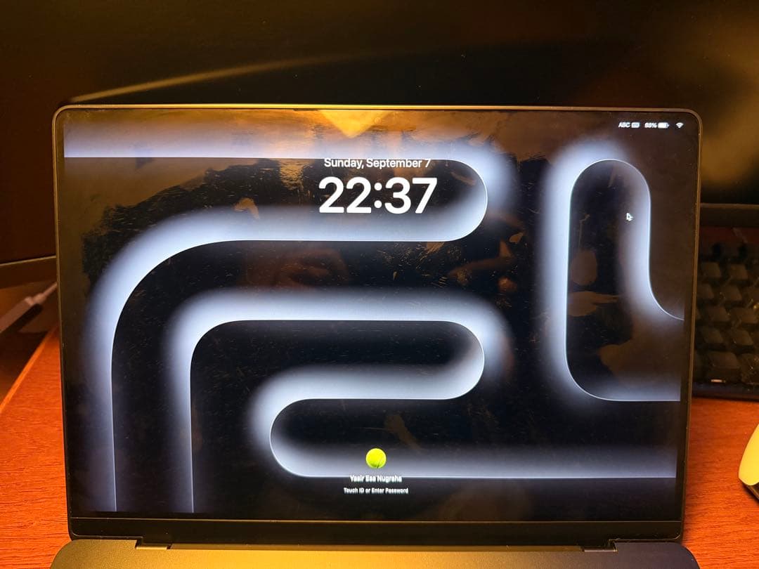 MacBook本体 Apple MacBook Pro M3 Pro 18GB/512GB