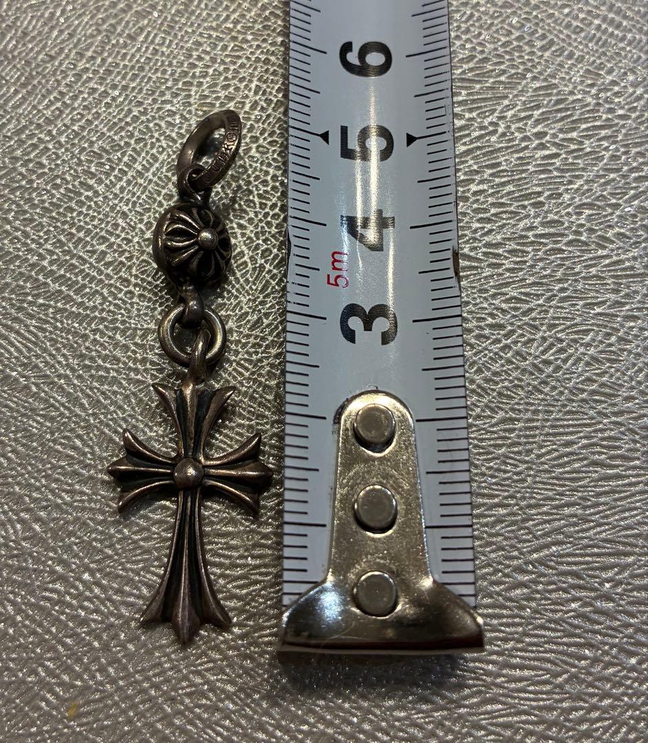 クロムハーツ ワンボール タイニー CH クロスチャーム