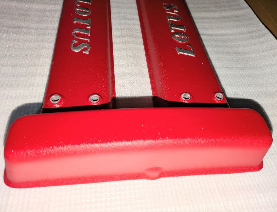 LOTUS ツインカム用 　　カムカバー