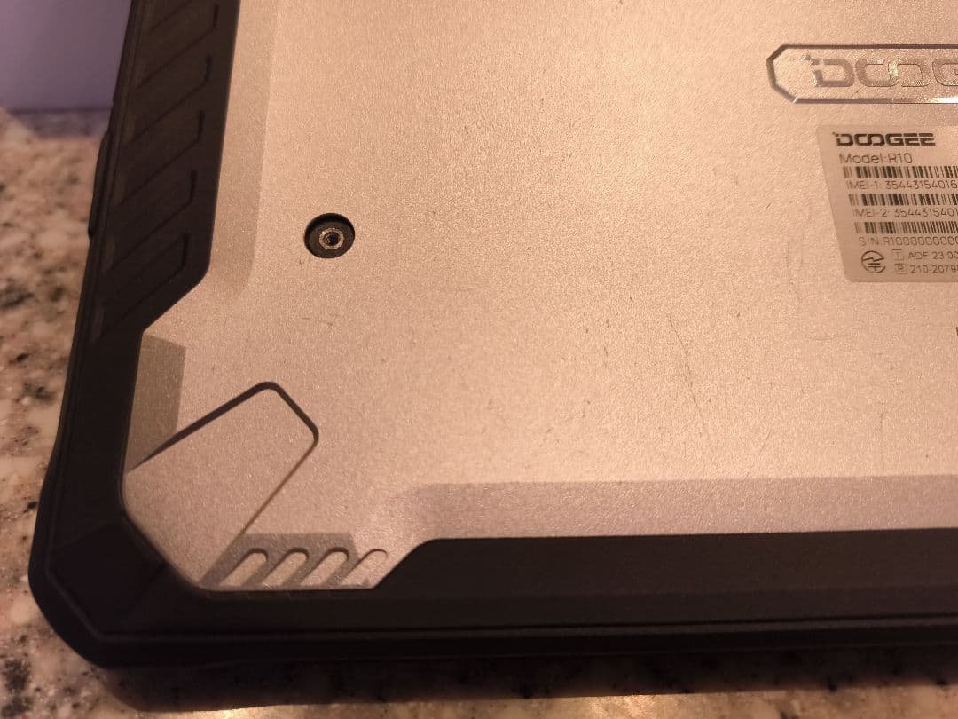 DOOGEE R10128GB15GB防水防塵helio 9910800mAh