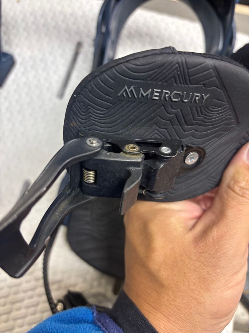 JONES MERCURY ジョーンズ　バインディング ネイビー