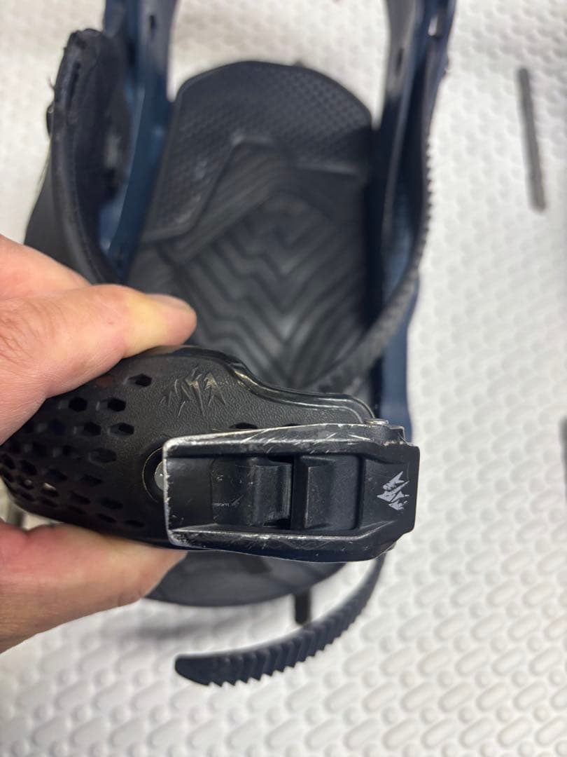 JONES MERCURY ジョーンズ　バインディング ネイビー