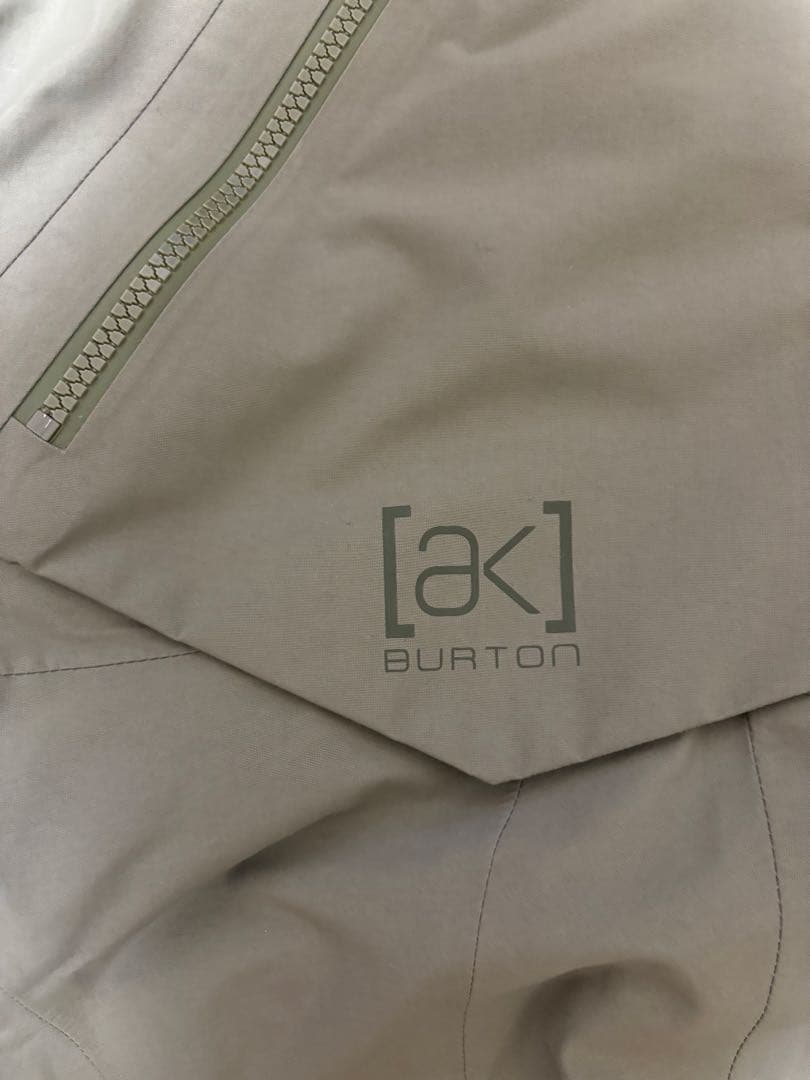 【値下げ中】Burton [ak] スノーボードウェア S カーキ