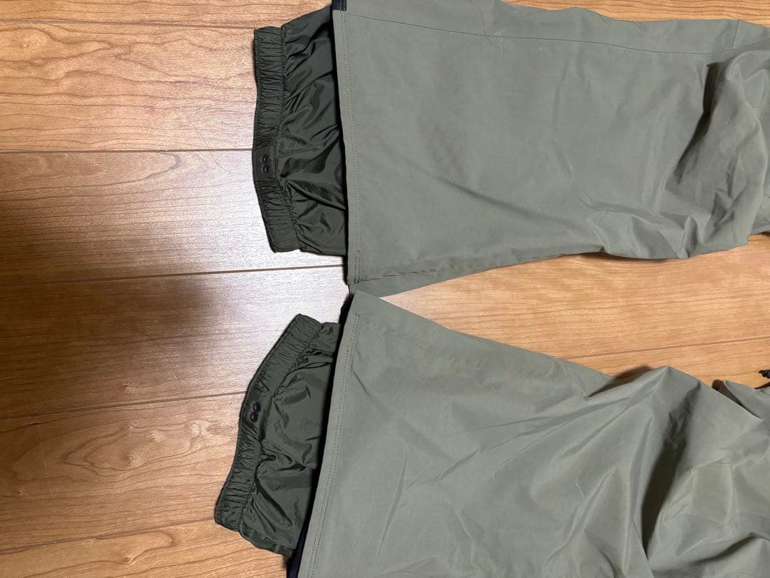 【値下げ中】Burton [ak] スノーボードウェア S カーキ