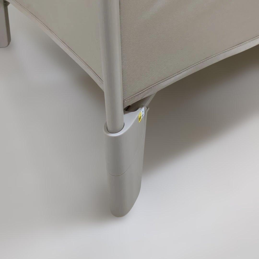 アップリカ　ココネルエアーab　折りたたみベビーベッド　ココアブラウン