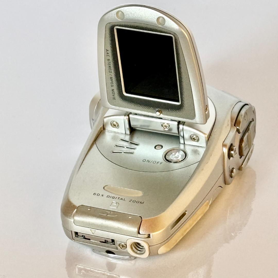 SANYO「Xacti」デジタルムービーカメラ DMX-C1