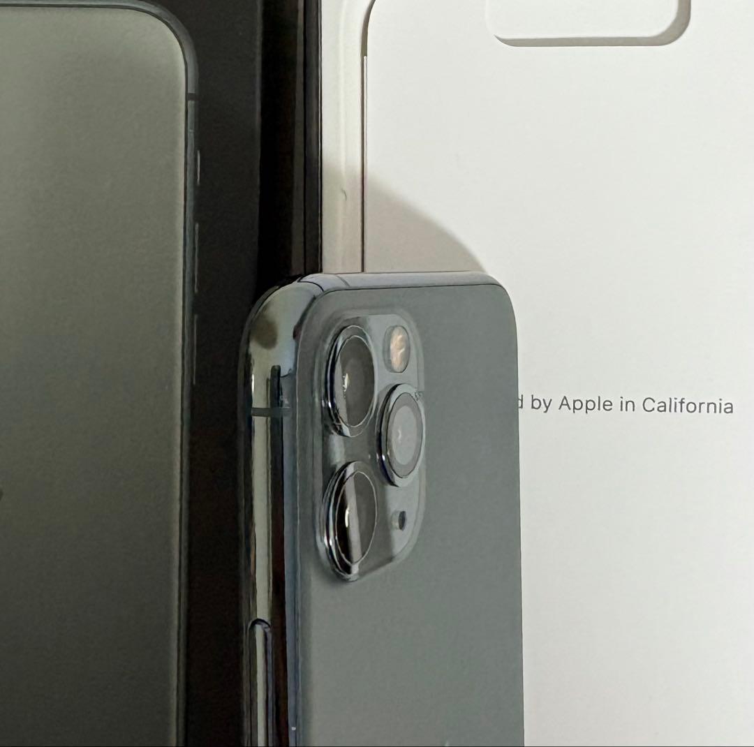 Apple iPhone 11 Pro ミッドナイトグリーン 256GB 美品