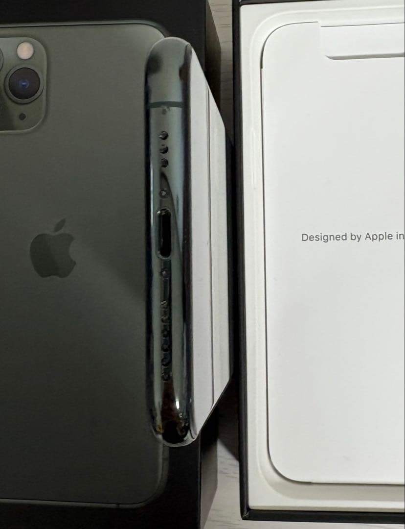 Apple iPhone 11 Pro ミッドナイトグリーン 256GB 美品