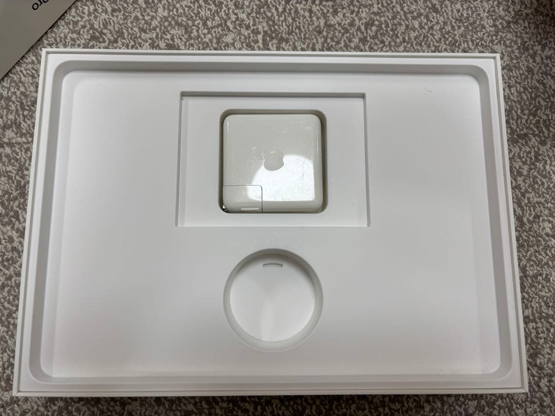 MacBook Pro2017 Touch Bar搭載モデル