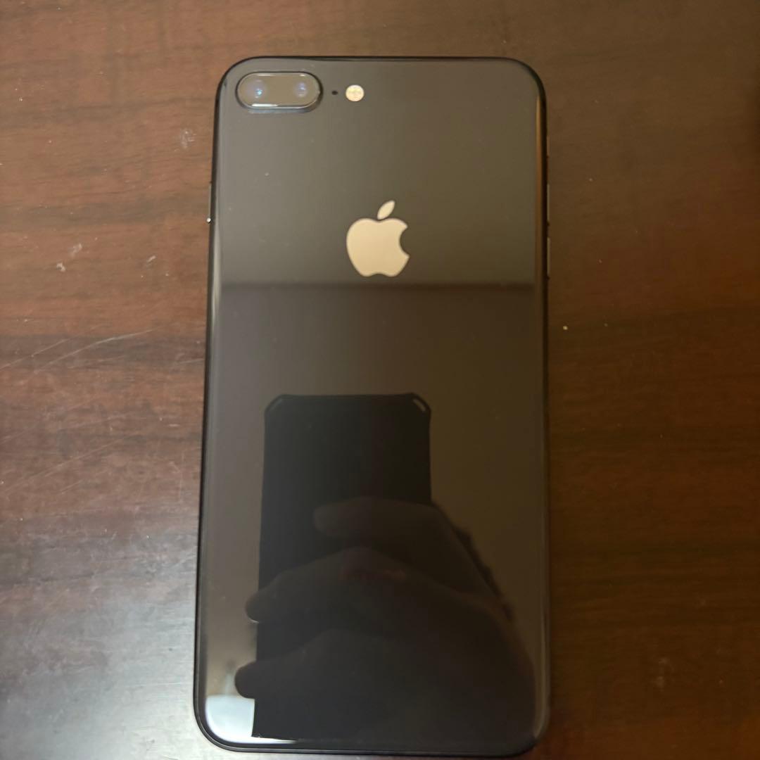 Apple iPhone8 Plus 64GB スペースグレイ