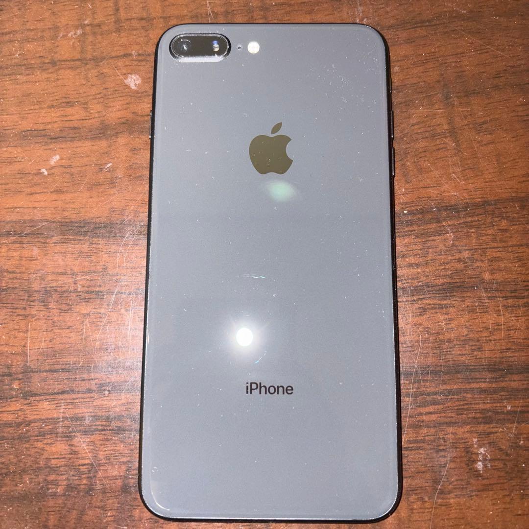 Apple iPhone8 Plus 64GB スペースグレイ